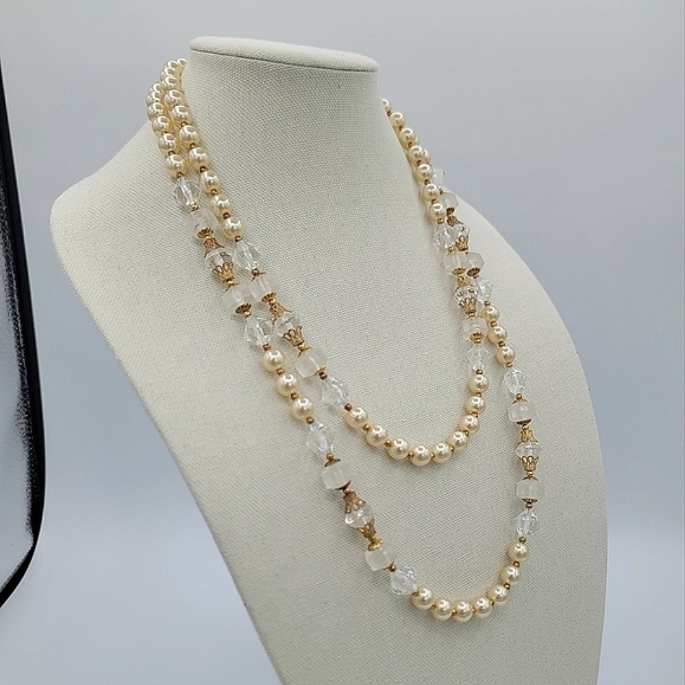 Vintage Necklaces Cream Faux Pearl Goldtone Set of 2 #1232 & 1233 - Picture 3 of 16